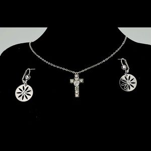 Belladonna jewelry set.Made in Canada.